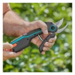Tijera de jardín con batería Gardena AssistCut - Imagen 4