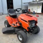 Tractor Husqvarna TS138L 38 Pulgadas Usado Seleccionado